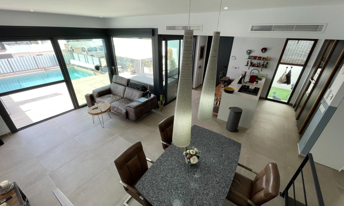 Használt Ingatlanok - Villa -
Dolores - Costa Blanca