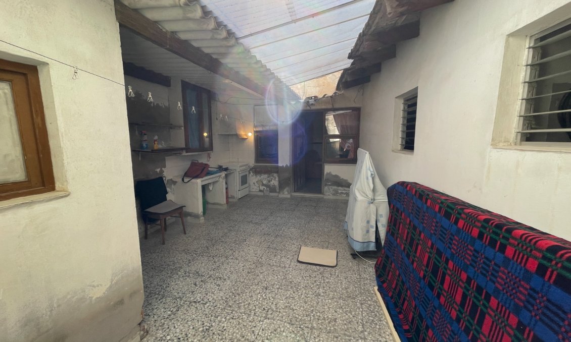 Használt Ingatlanok - Sorház -
Benejúzar - Inland