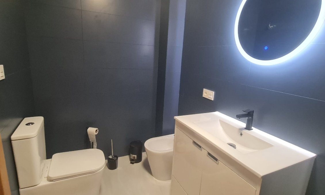 Használt Ingatlanok - Apartman -
Torrevieja - Costa Blanca