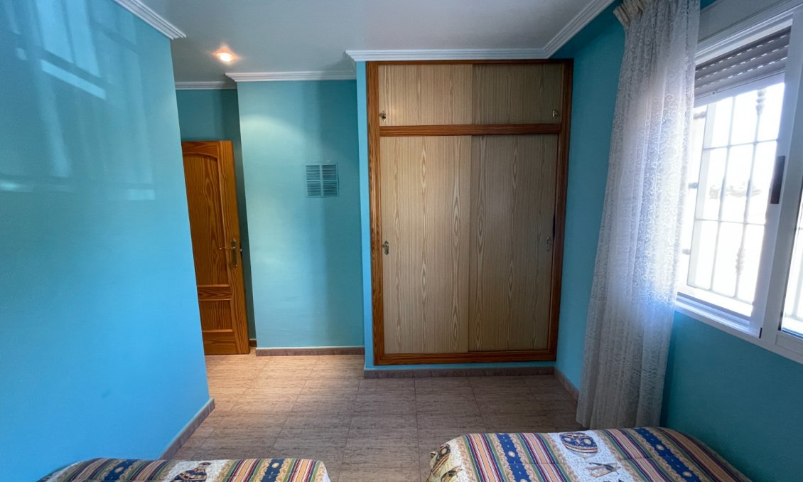 Használt Ingatlanok - Villa -
Crevillent - Inland