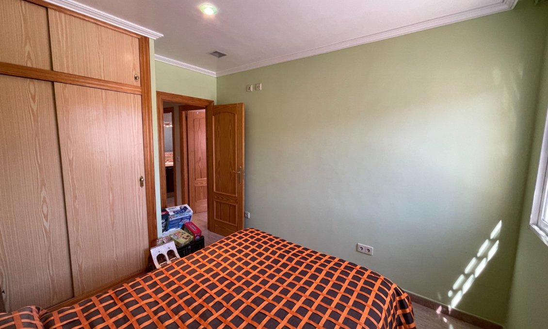 Használt Ingatlanok - Villa -
Crevillent - Inland