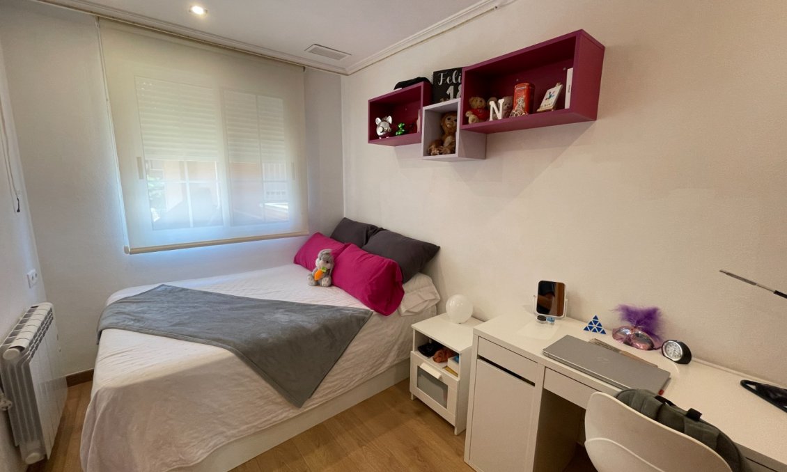 Revânzare - Town House -
Elche - Costa Blanca