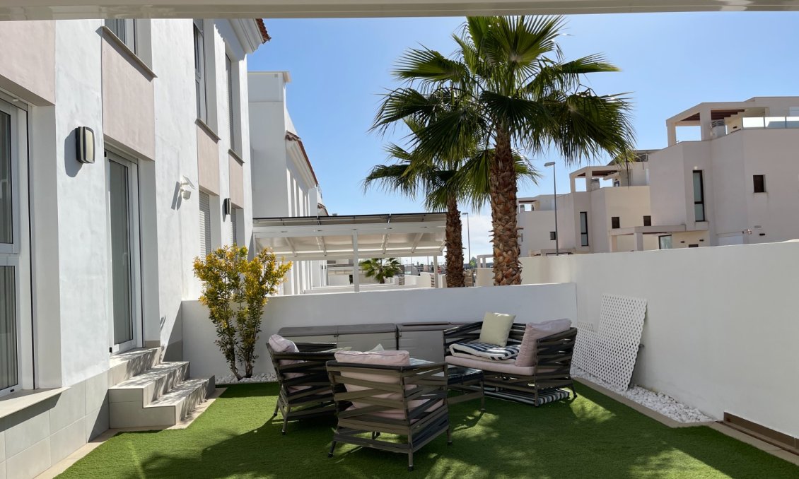 Használt Ingatlanok - Apartman -
Rojales - Inland