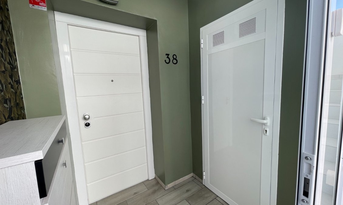 Használt Ingatlanok - Apartman -
Rojales - Inland