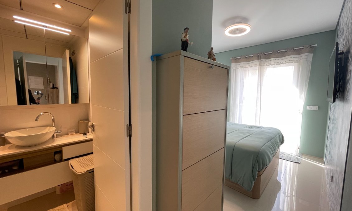 Használt Ingatlanok - Apartman -
Rojales - Inland