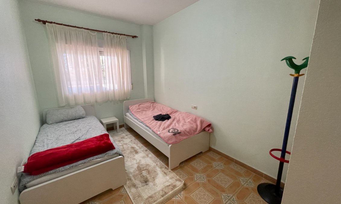 Használt Ingatlanok - Villa -
Albatera - Inland