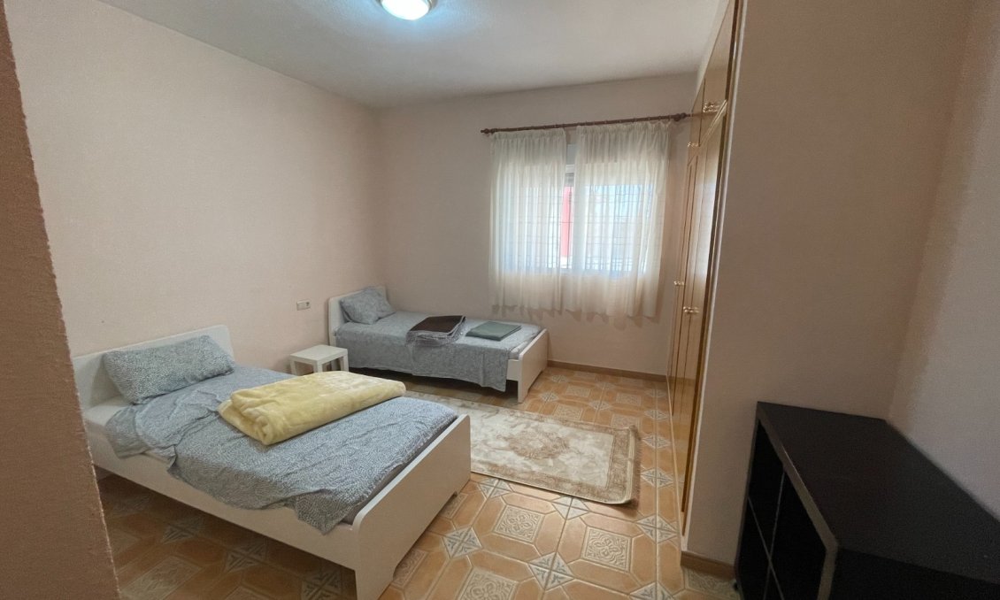 Használt Ingatlanok - Villa -
Albatera - Inland