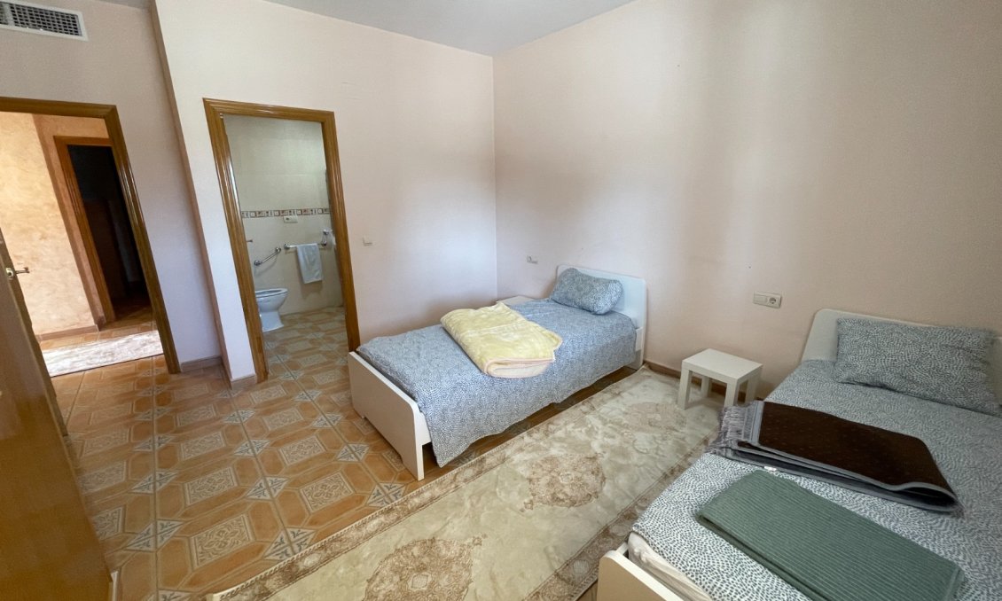 Használt Ingatlanok - Villa -
Albatera - Inland