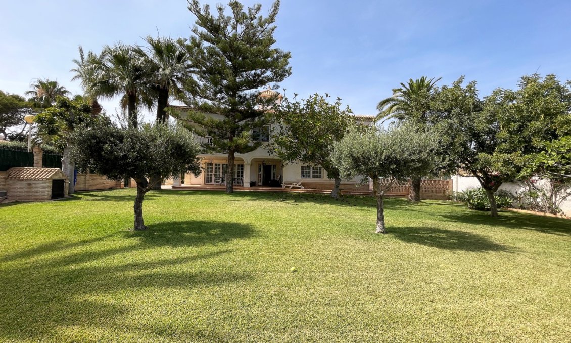 Használt Ingatlanok - Villa -
Orihuela Costa - Costa Blanca