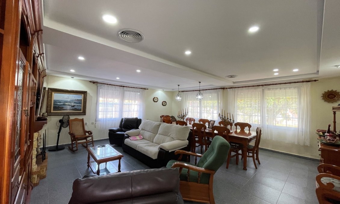 Használt Ingatlanok - Villa -
Orihuela Costa - Costa Blanca