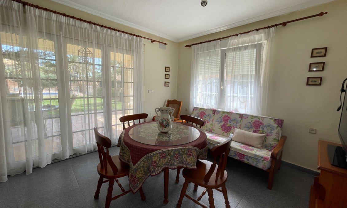 Használt Ingatlanok - Villa -
Orihuela Costa - Costa Blanca