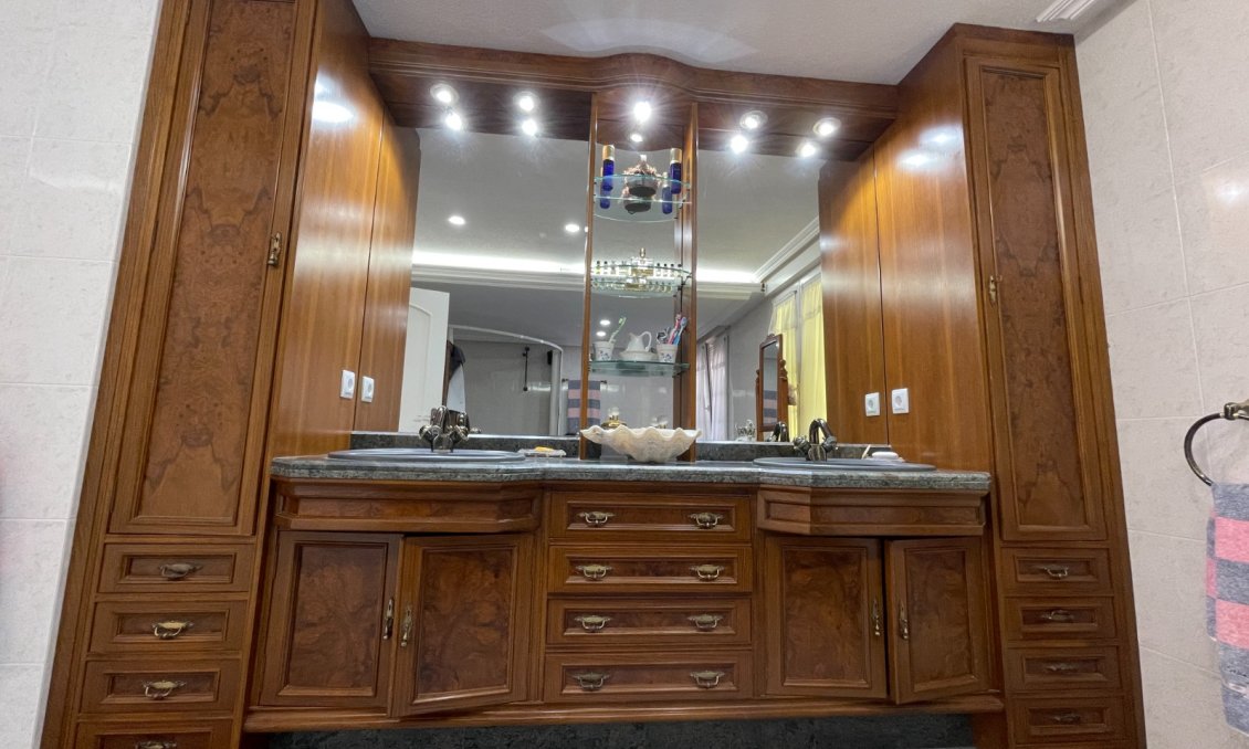 Használt Ingatlanok - Villa -
Orihuela Costa - Costa Blanca