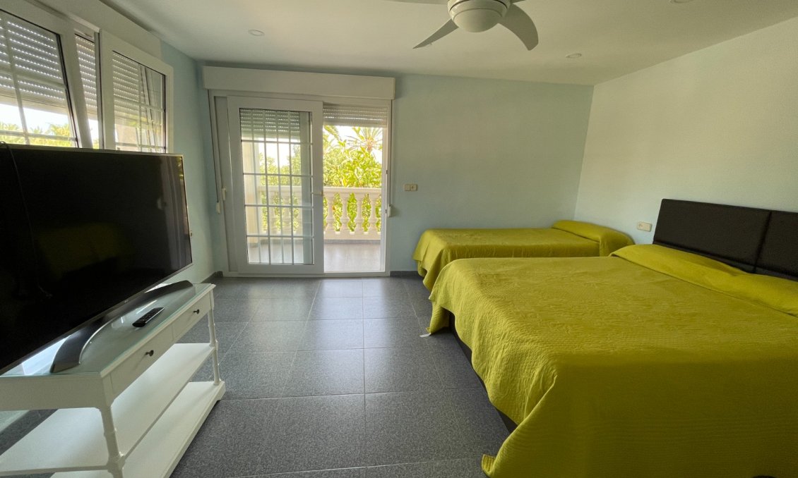 Használt Ingatlanok - Villa -
Orihuela Costa - Costa Blanca