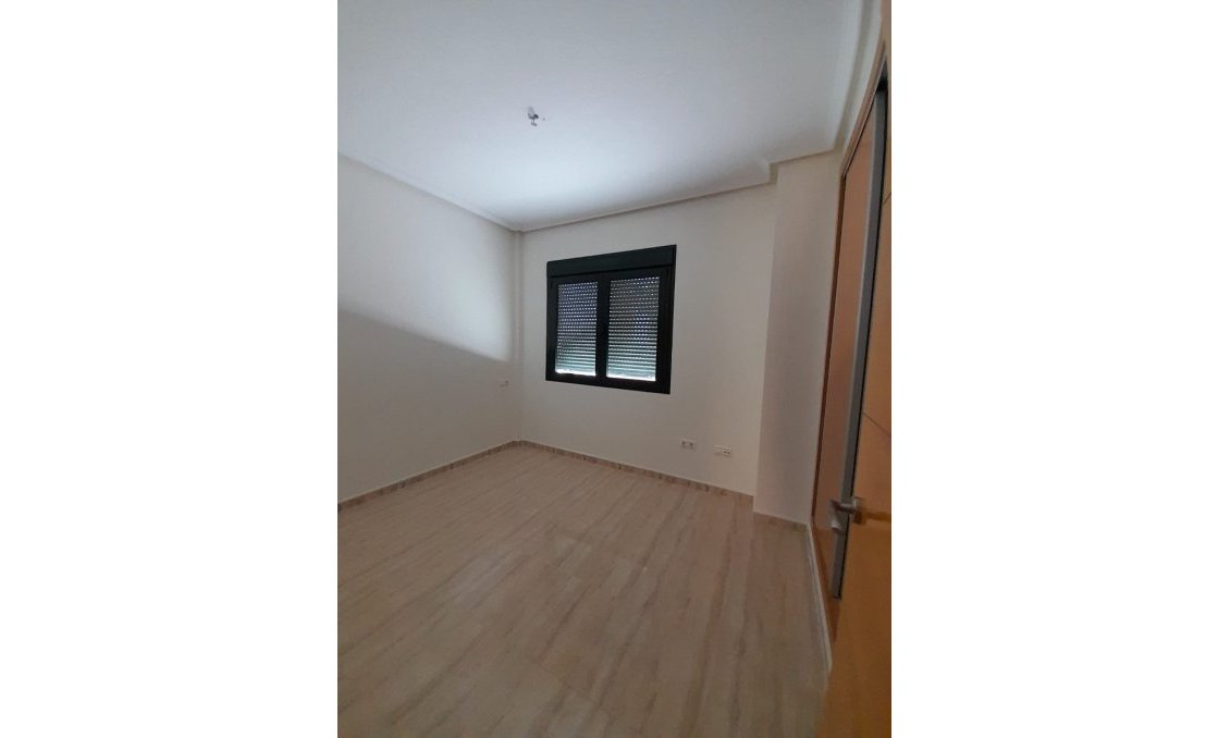 Használt Ingatlanok - Villa -
Ciudad Quesada - Costa Blanca