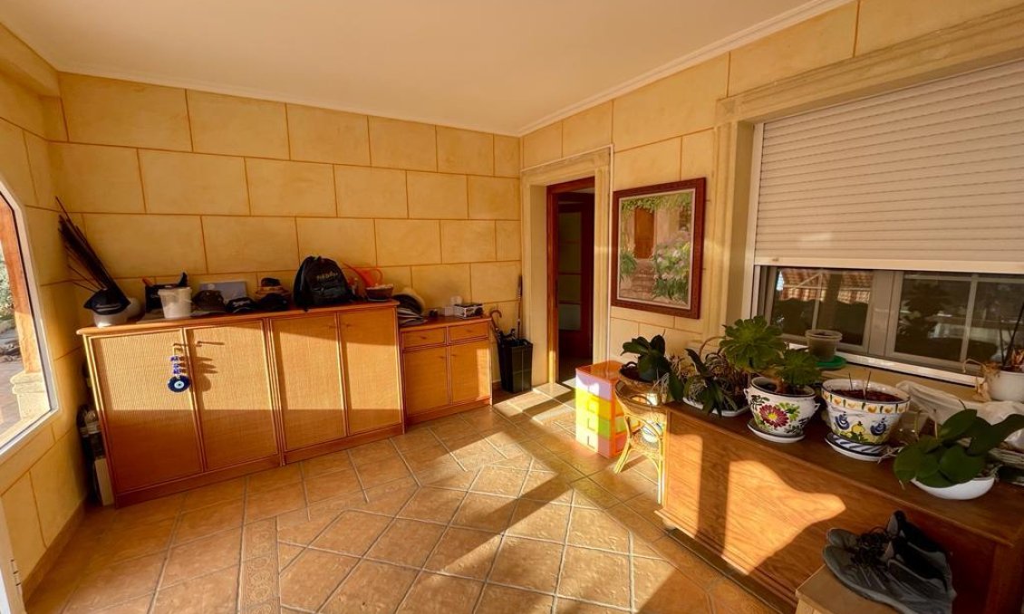 Használt Ingatlanok - Villa -
Albatera - Inland