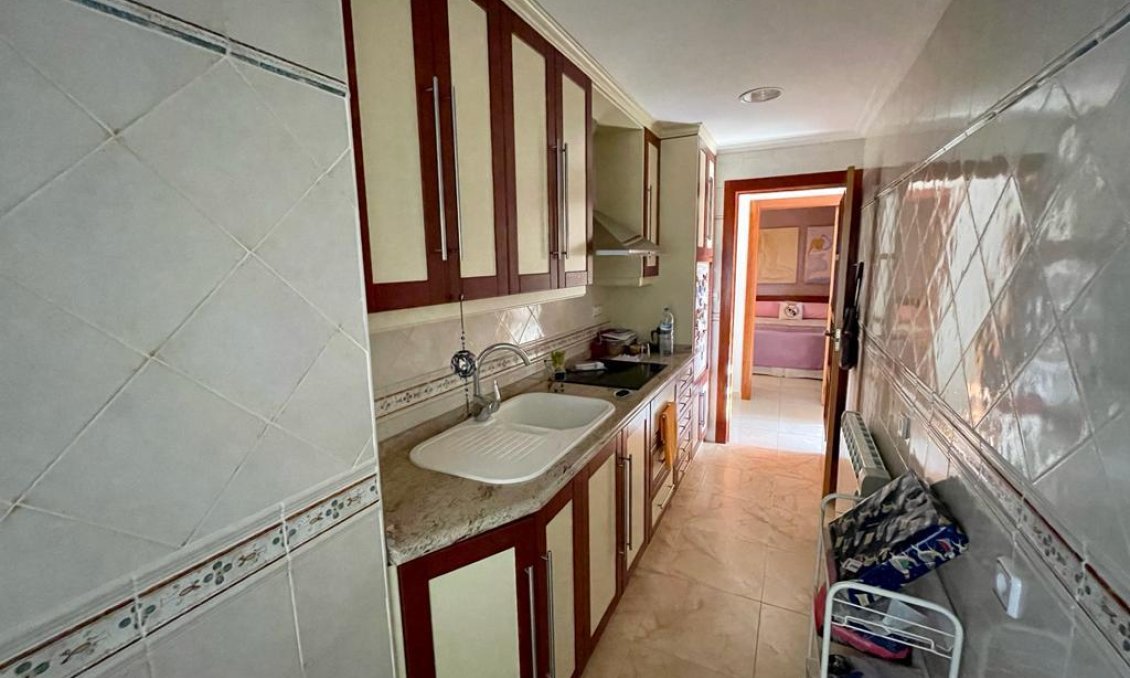 Használt Ingatlanok - Villa -
Albatera - Inland