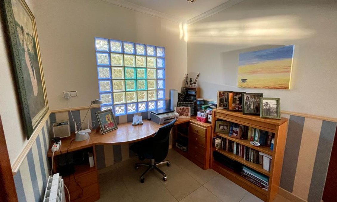 Használt Ingatlanok - Villa -
Albatera - Inland