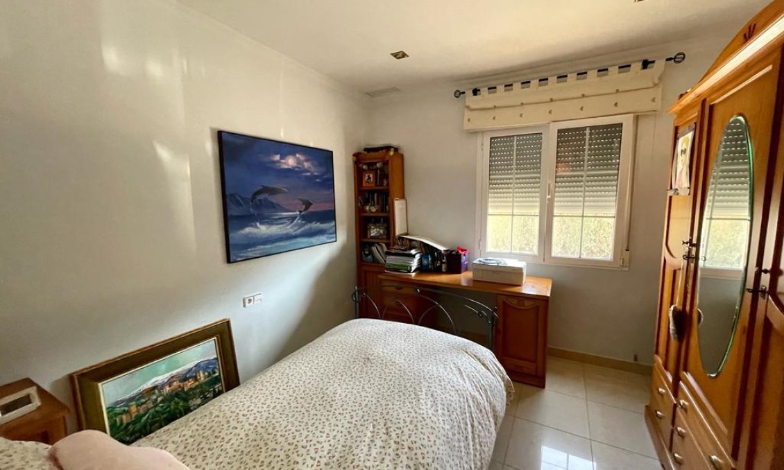 Használt Ingatlanok - Villa -
Albatera - Inland