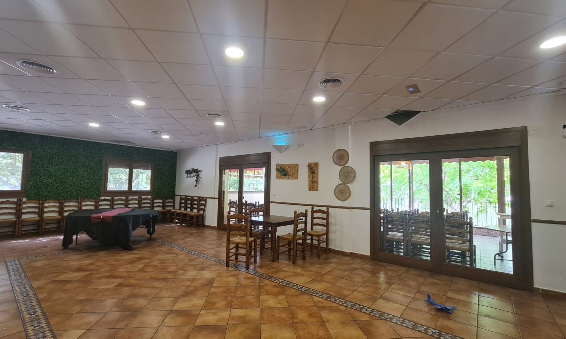 Használt Ingatlanok - Villa -
Petrer - Inland