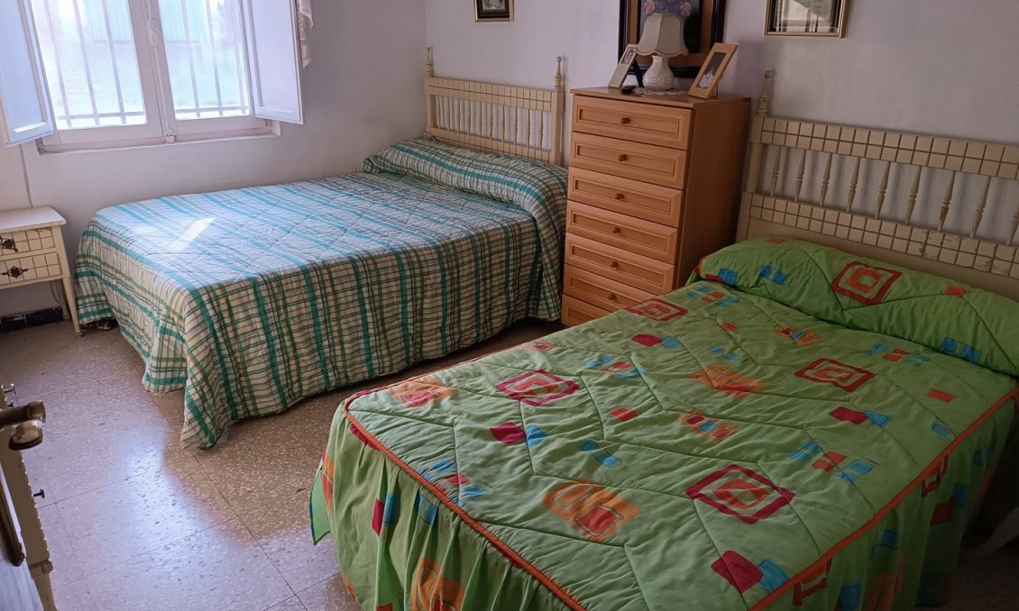 Használt Ingatlanok - Villa -
Yecla - Inland