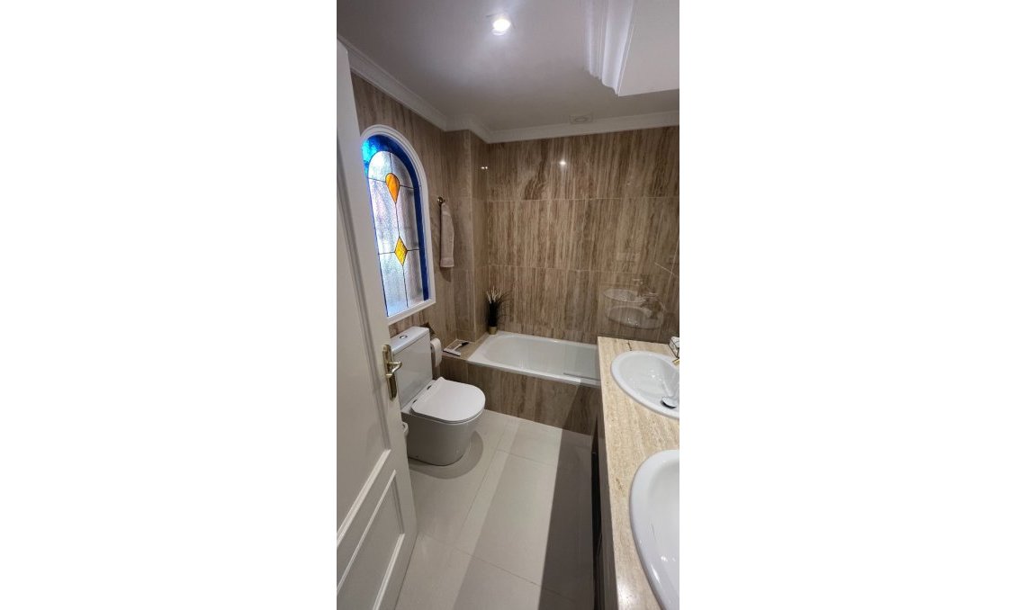 Használt Ingatlanok - Villa -
Algorfa - Inland