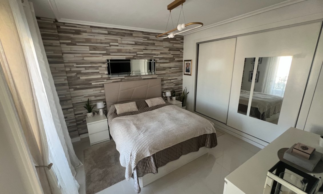 Használt Ingatlanok - Villa -
Algorfa - Inland