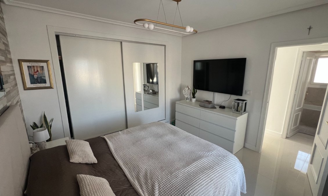 Használt Ingatlanok - Villa -
Algorfa - Inland