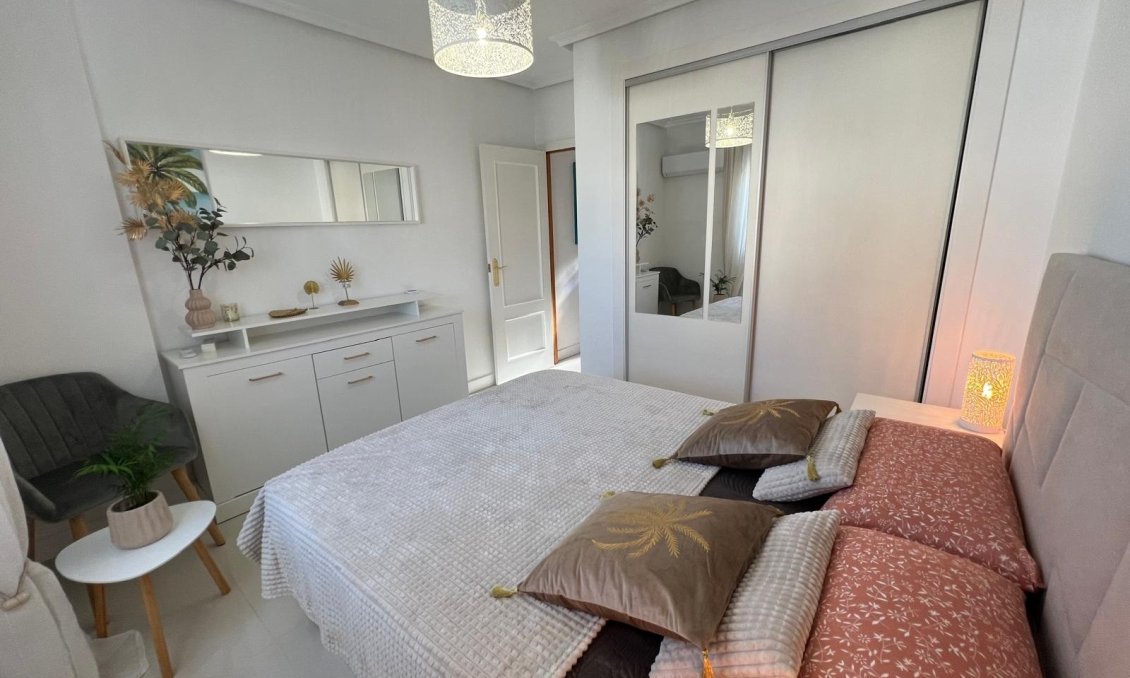 Használt Ingatlanok - Villa -
Algorfa - Inland