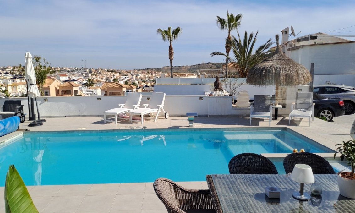 Használt Ingatlanok - Villa -
Rojales - Inland