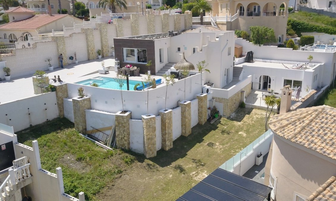 Használt Ingatlanok - Villa -
Rojales - Inland