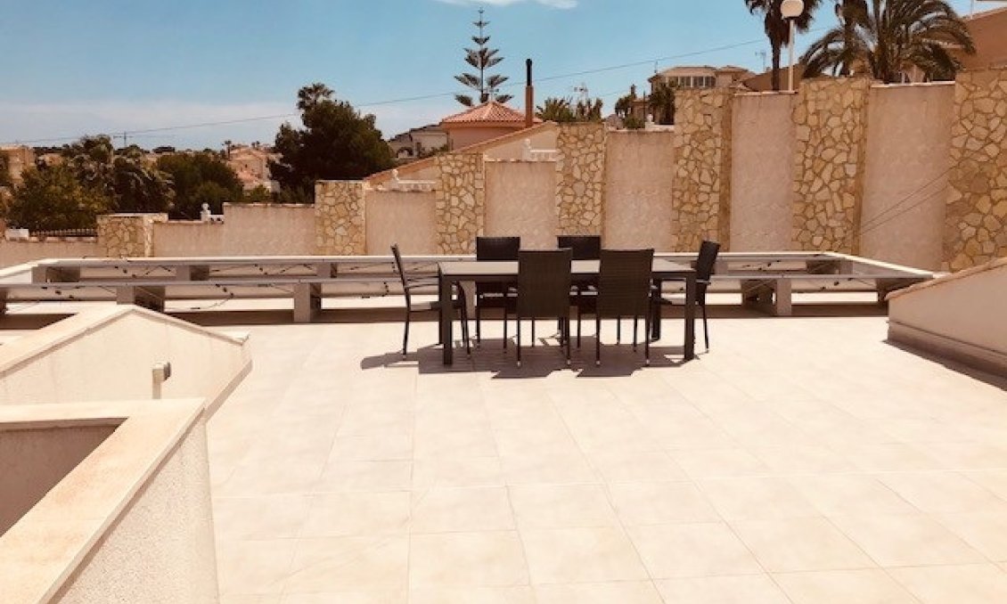 Használt Ingatlanok - Villa -
Rojales - Inland