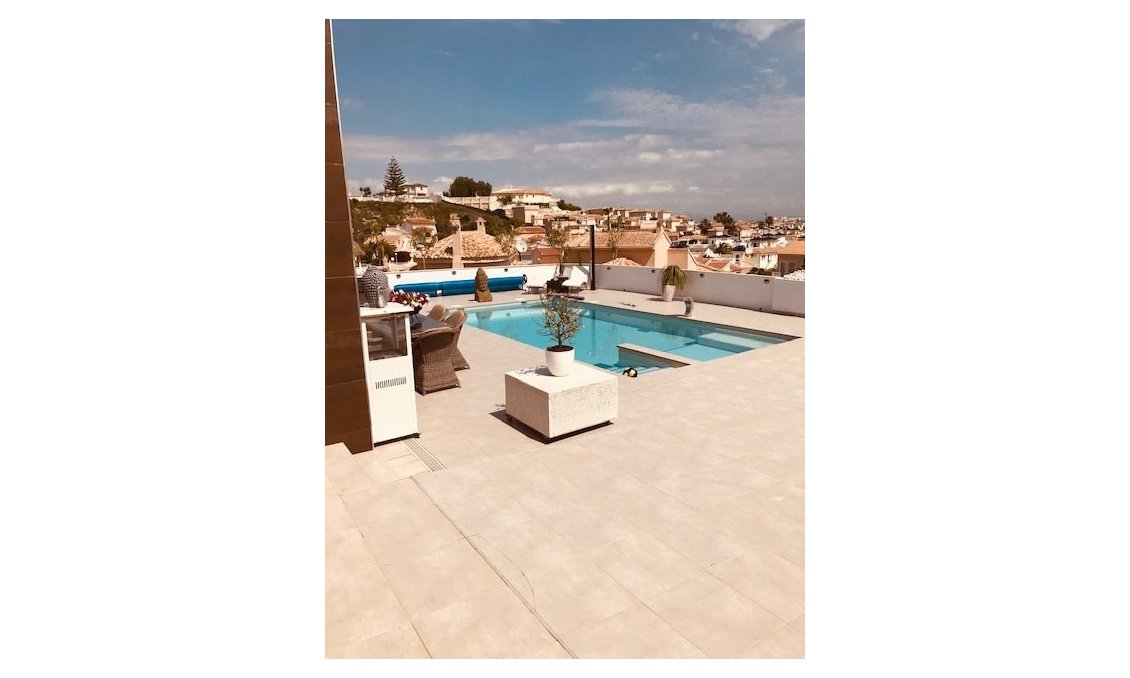 Használt Ingatlanok - Villa -
Rojales - Inland