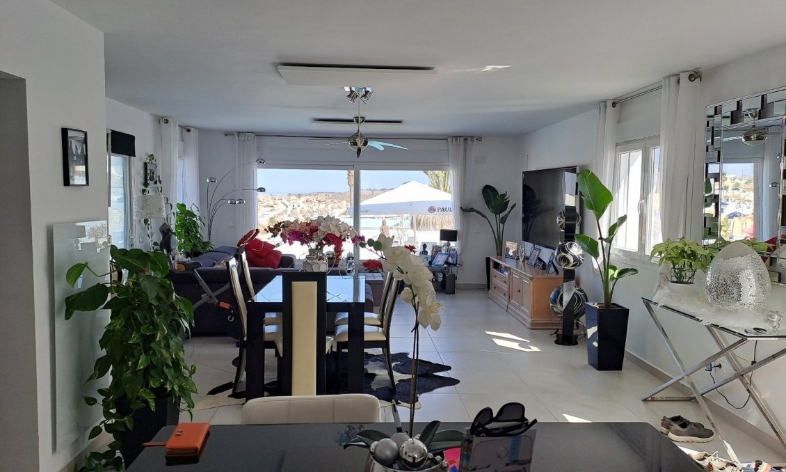 Használt Ingatlanok - Villa -
Rojales - Inland