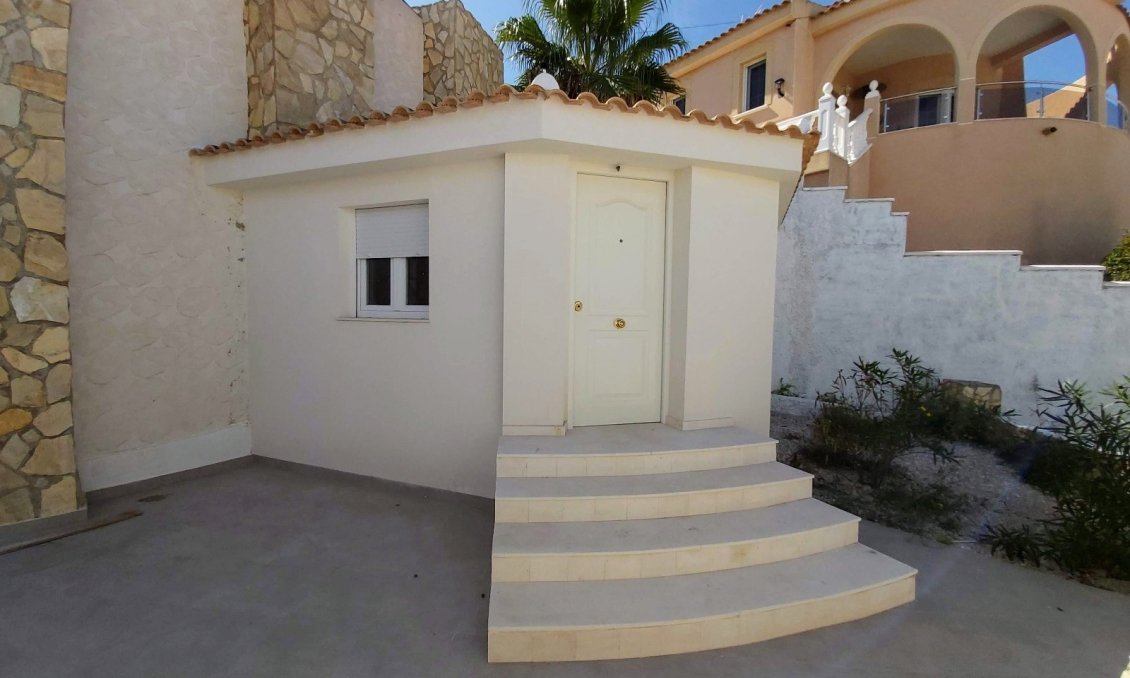 Használt Ingatlanok - Villa -
Rojales - Inland