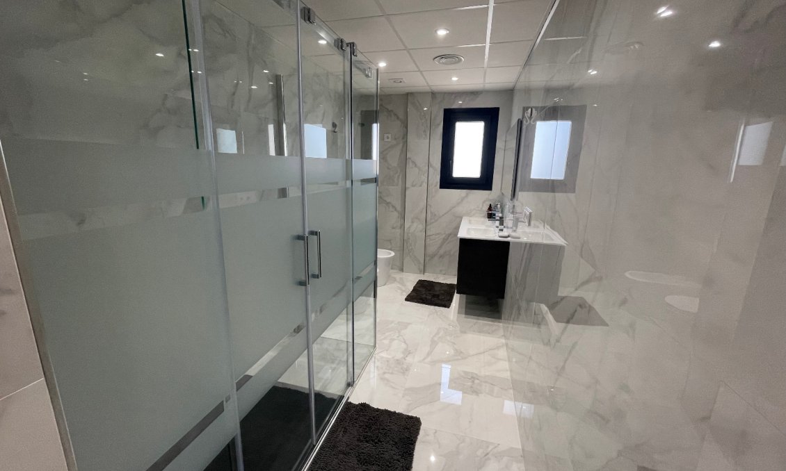 Használt Ingatlanok - Villa -
La Mata - Costa Blanca