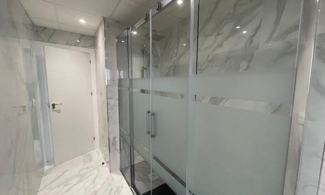 Használt Ingatlanok - Villa -
La Mata - Costa Blanca