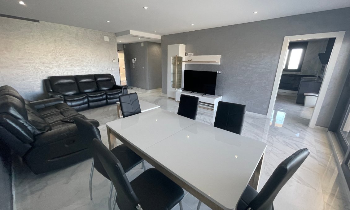 Használt Ingatlanok - Villa -
La Mata - Costa Blanca