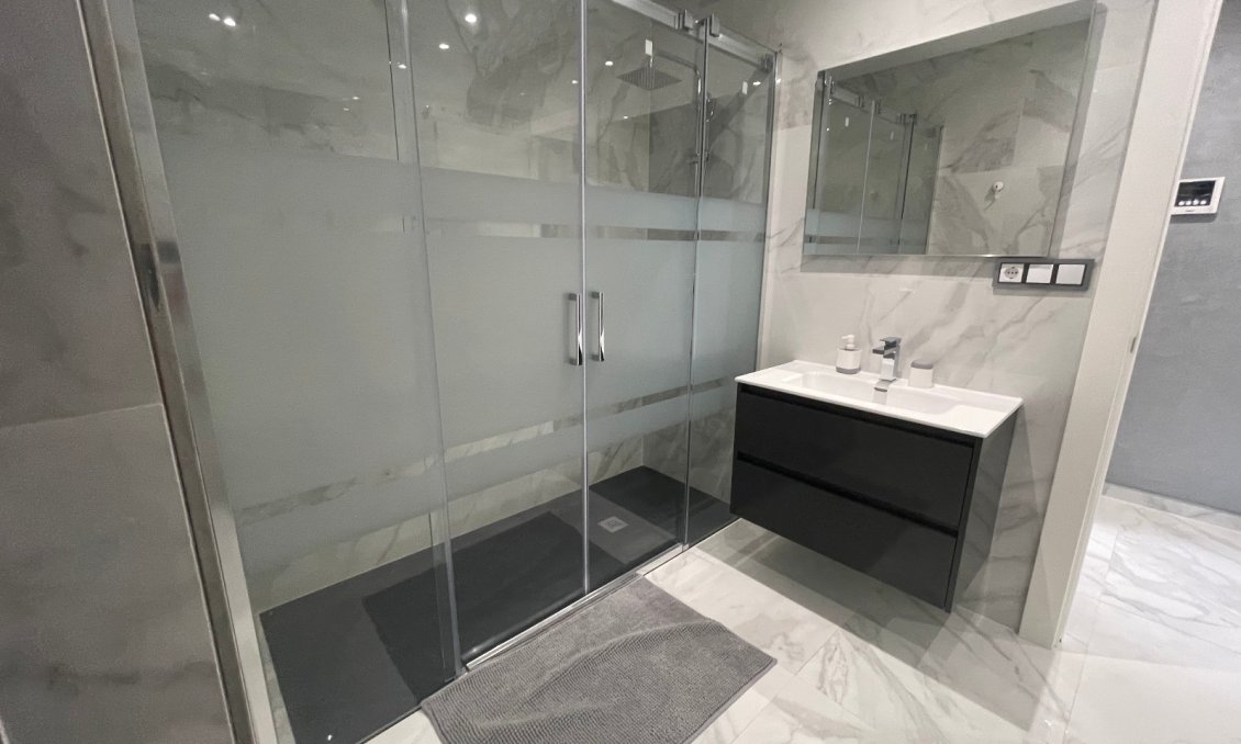 Használt Ingatlanok - Villa -
La Mata - Costa Blanca