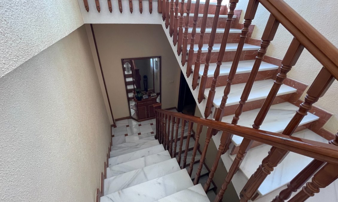 Revânzare - Vilă -
San Miguel de Salinas - Inland