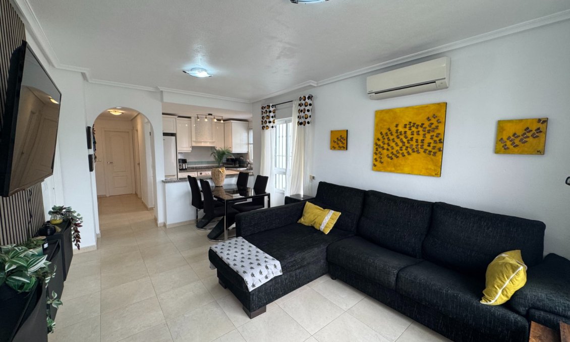 Használt Ingatlanok - Apartman -
Campoamor - Costa Blanca