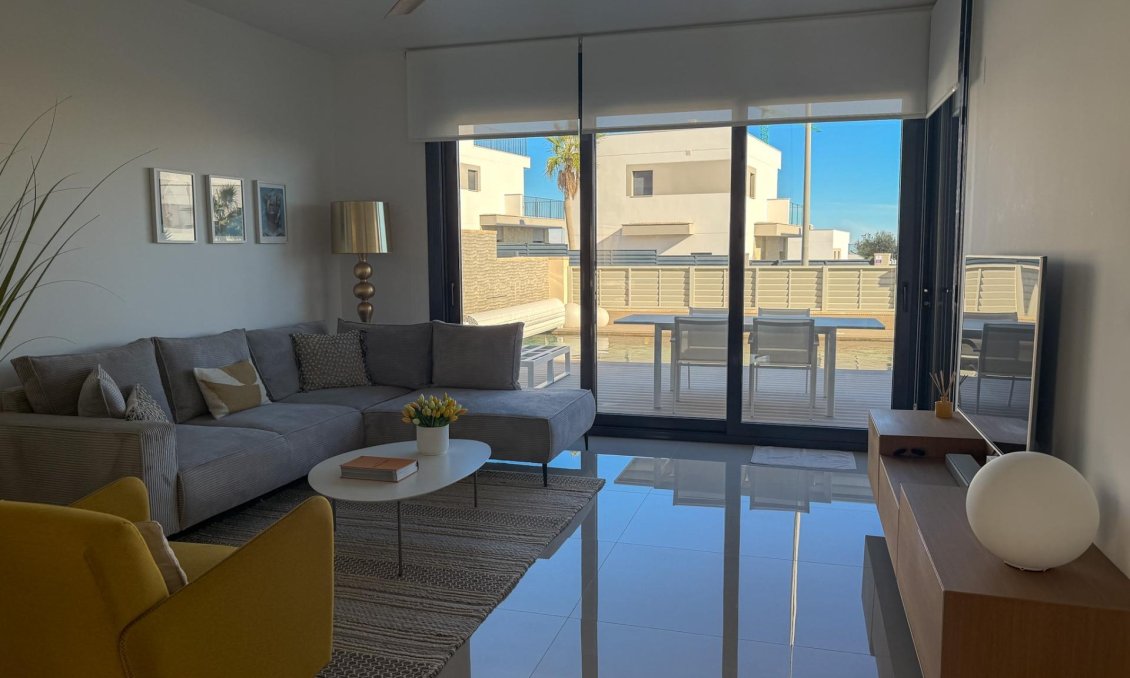 Használt Ingatlanok - Villa -
San Miguel de Salinas - Bellavista