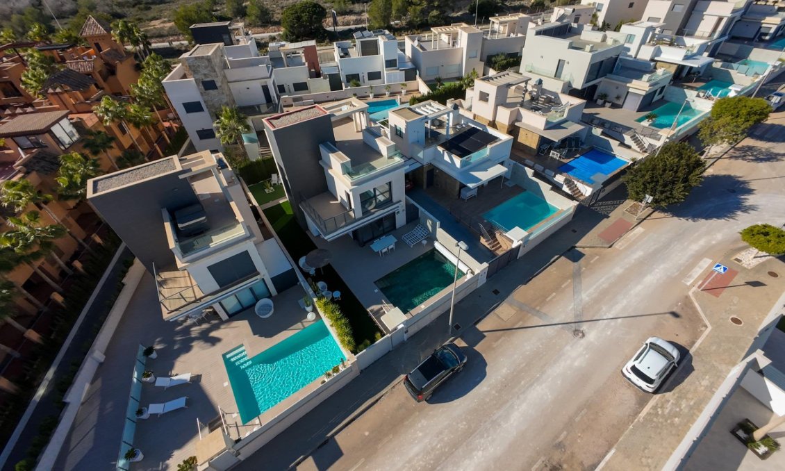 Használt Ingatlanok - Villa -
San Miguel de Salinas - Bellavista