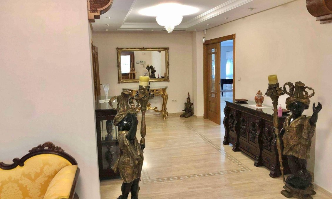 Resale - Villa -
El Palmar