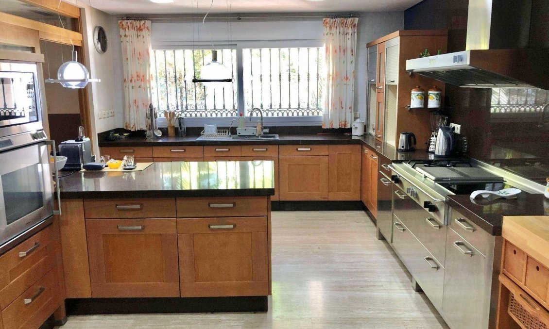 Resale - Villa -
El Palmar