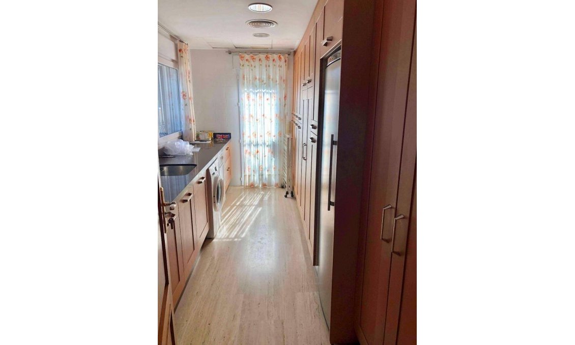 Resale - Villa -
El Palmar