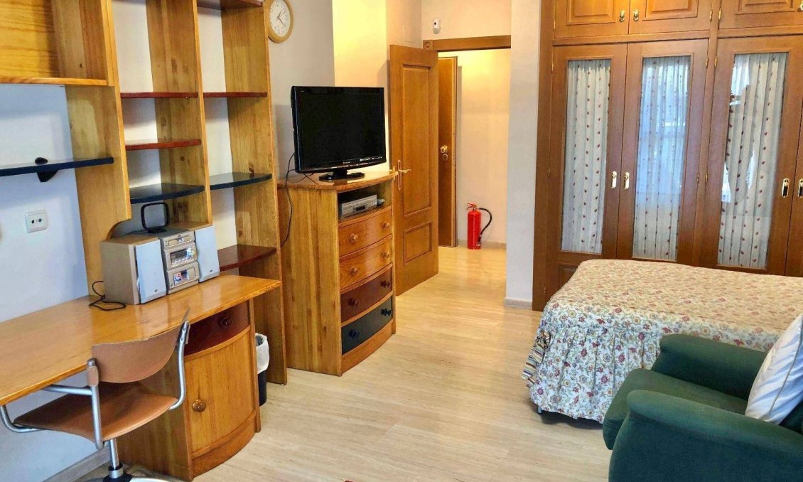 Resale - Villa -
El Palmar