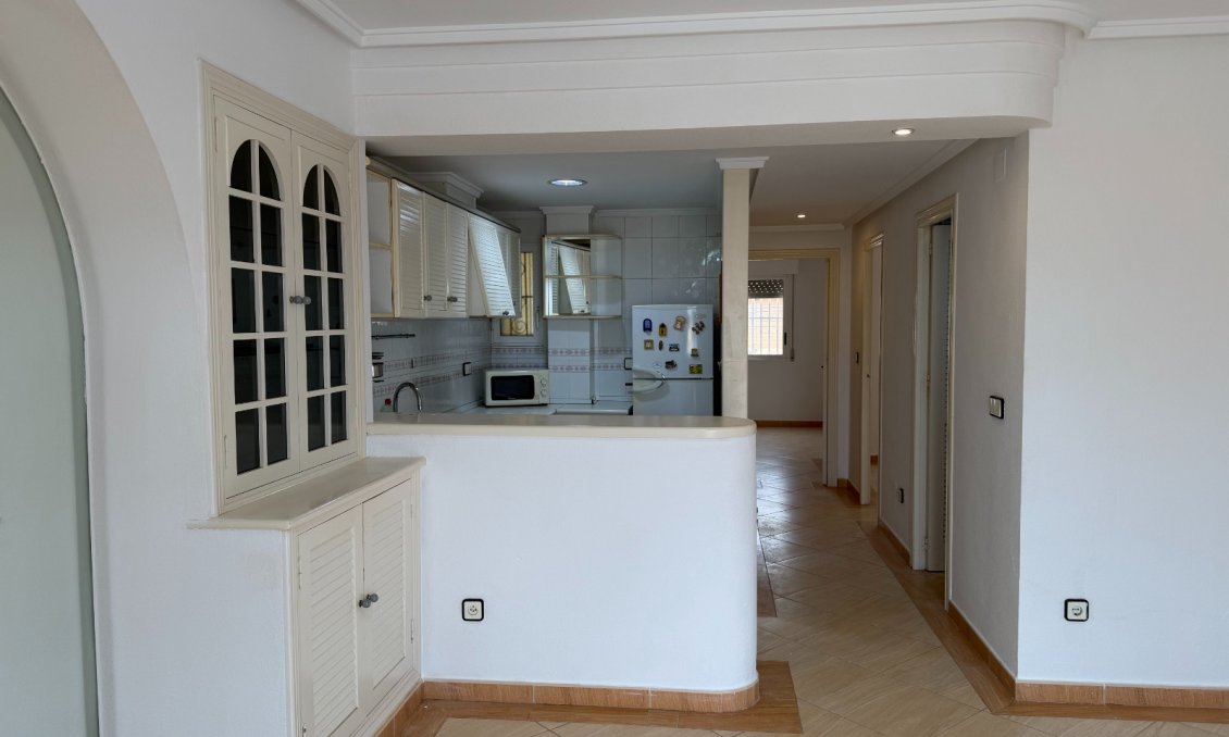 Használt Ingatlanok - Apartman -
Torrevieja - Costa Blanca