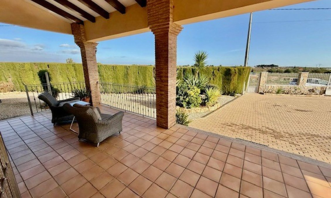 Használt Ingatlanok - Villa -
Avileses - Inland