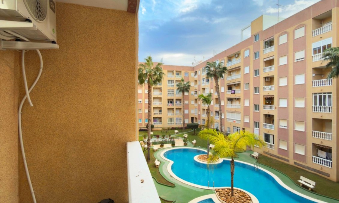 Használt Ingatlanok - Apartman -
Torrevieja - Costa Blanca
