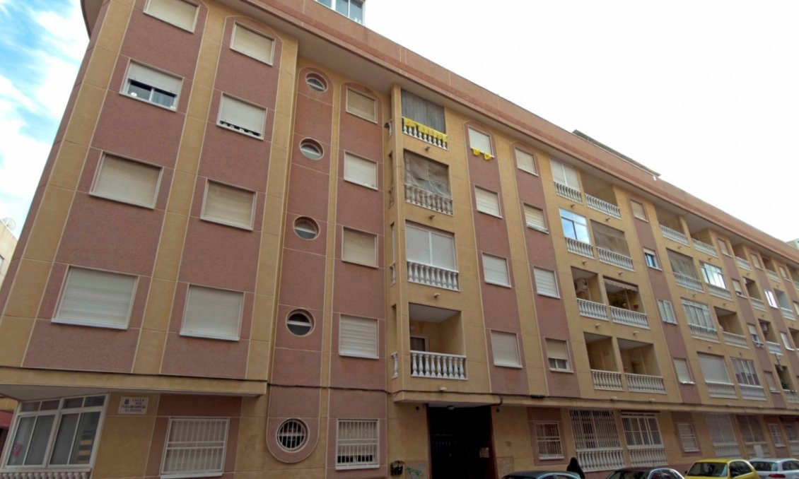 Használt Ingatlanok - Apartman -
Torrevieja - Costa Blanca